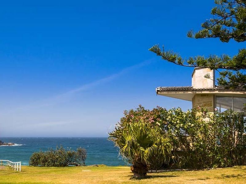 1 Surfside Avenue, Avalon NSW 2107