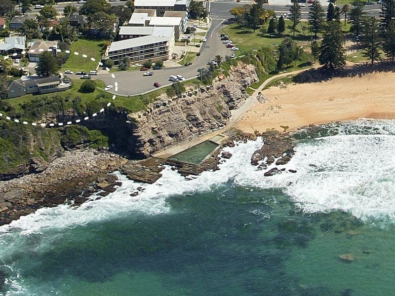 1 Surfside Avenue, Avalon NSW 2107