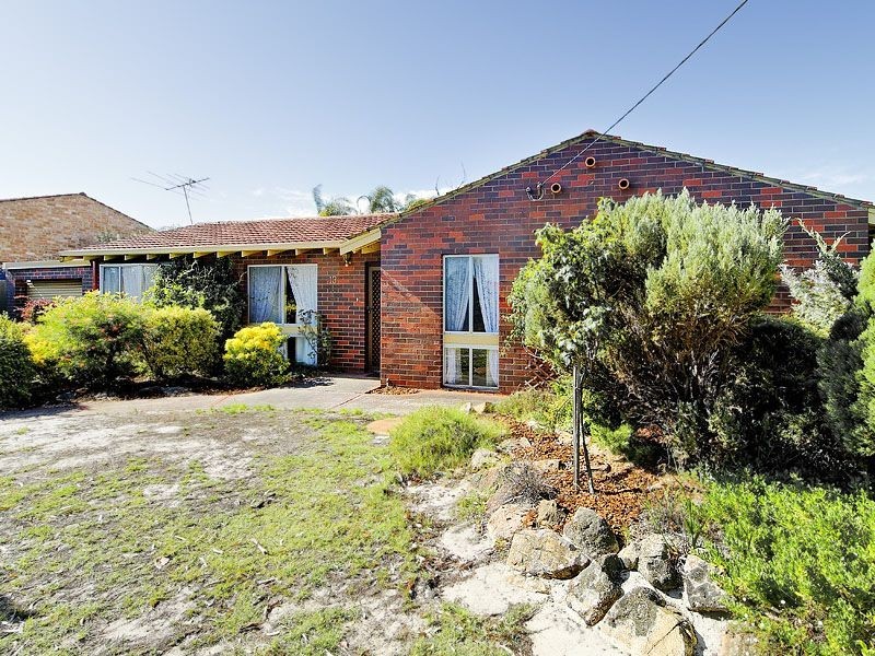 13 Lochee Way, Bull Creek WA 6149