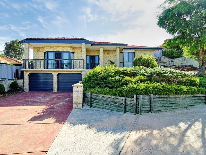 5 Harwood Rise, Leeming WA 6149