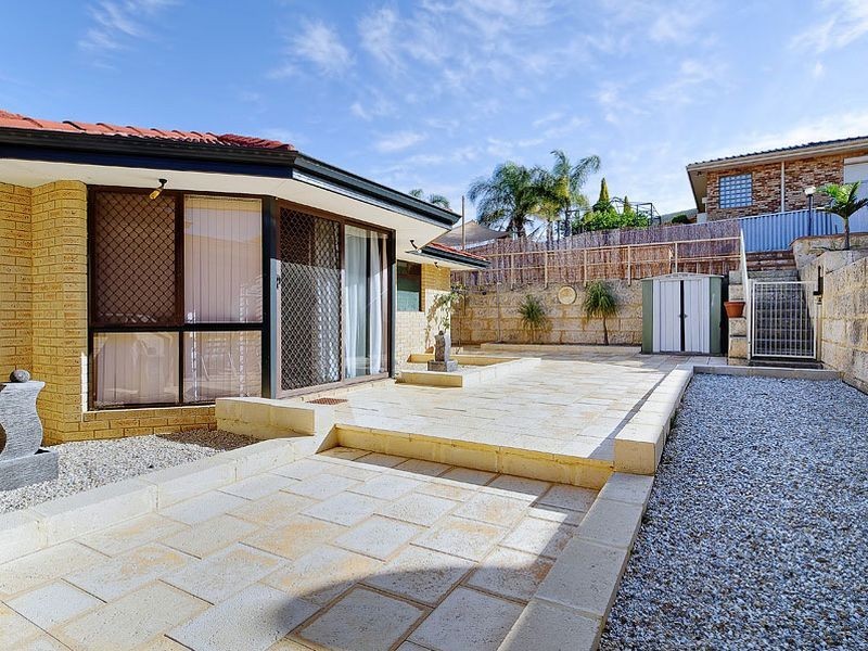 5 Harwood Rise, Leeming WA 6149