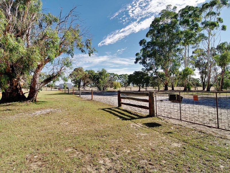 364 River Road, Hopeland WA 6125