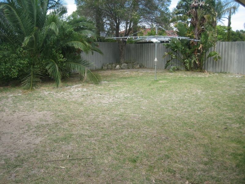 45 Farrington Road, Leeming WA 6149