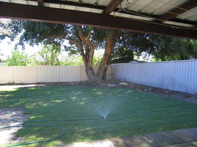 6 Rhyl Place, Langford WA 6147
