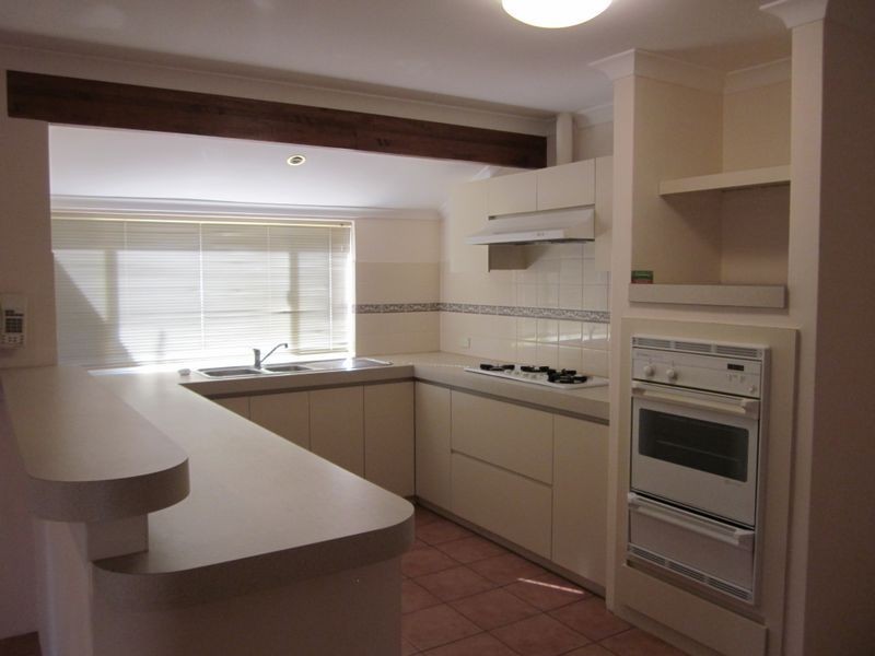 12 New Haven Place, Canning Vale WA 6155