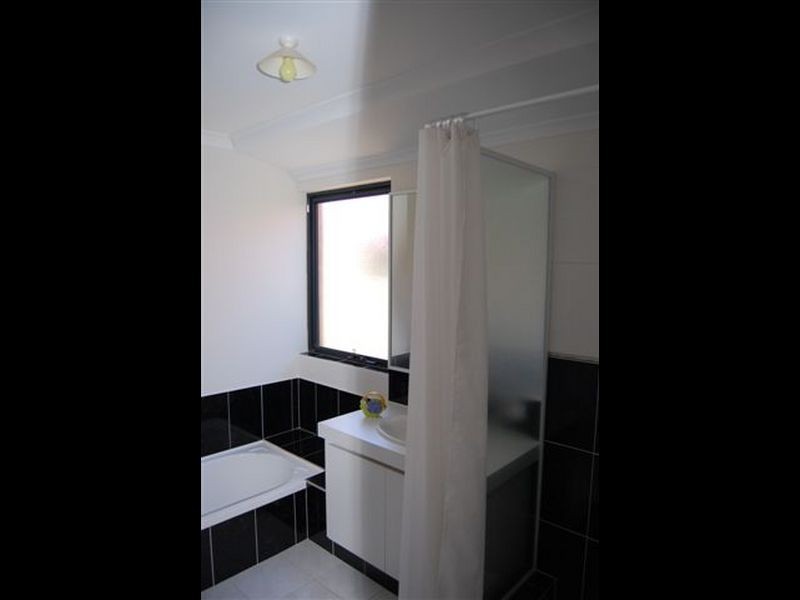 16 Freycinet Circuit, Aubin Grove WA 6164