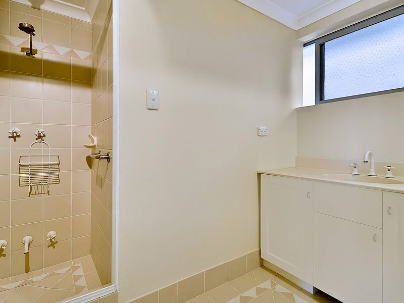 1/24 Freshwater Parade, Claremont WA 6010