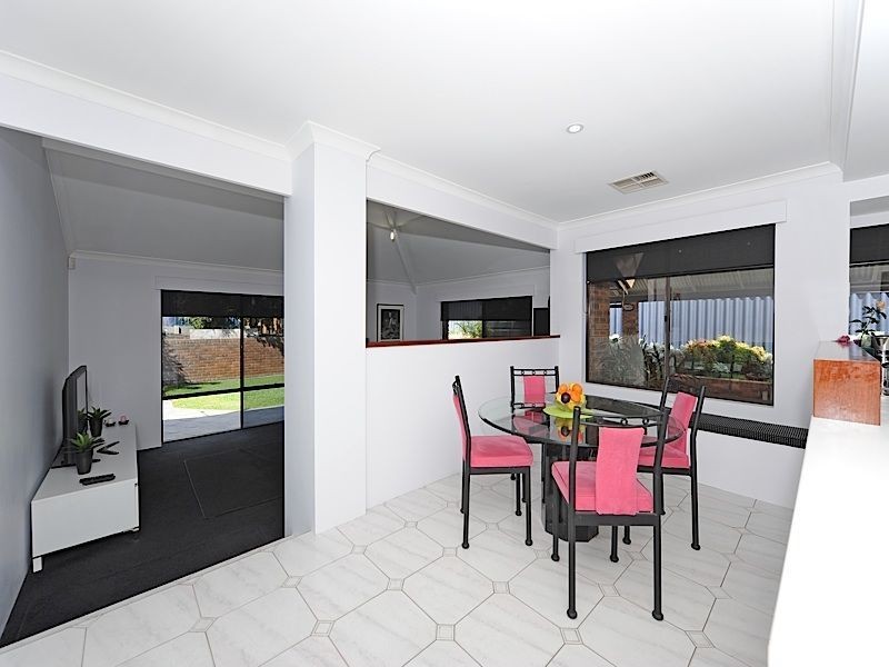 56 Calley Drive, Leeming WA 6149