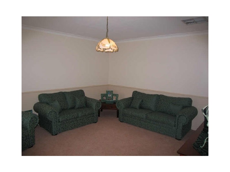 7 Treby Place, Leeming WA 6149