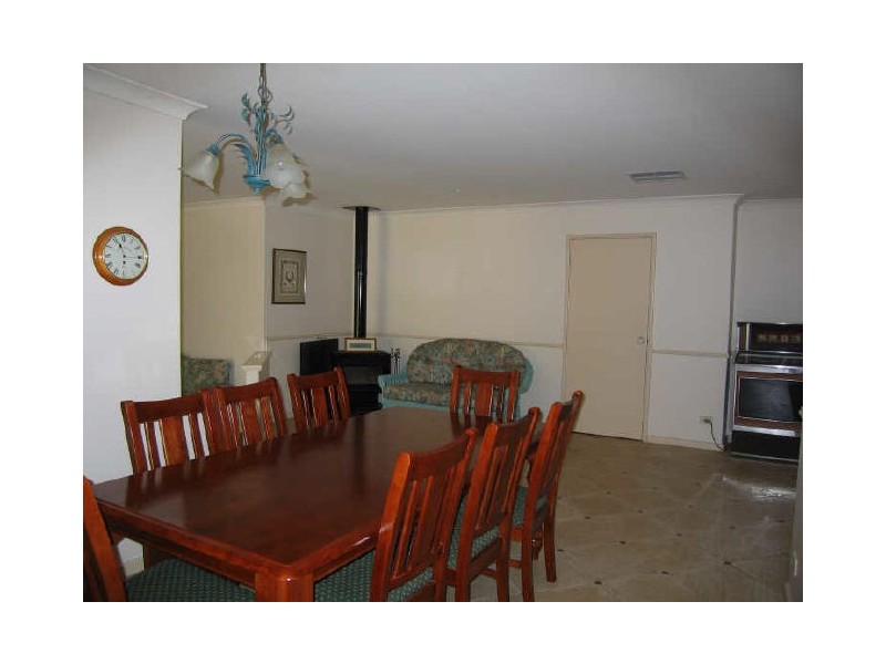 7 Treby Place, Leeming WA 6149