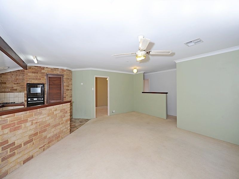 6 Shemels Court, Leeming WA 6149