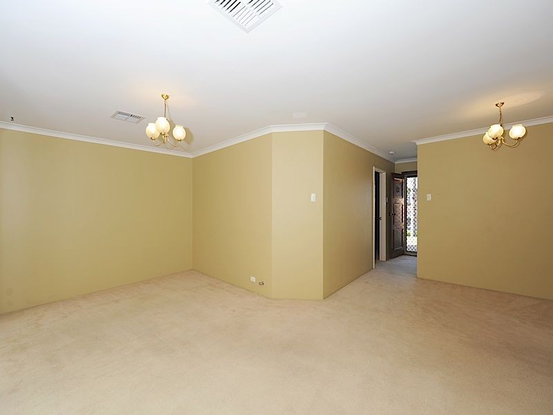 6 Shemels Court, Leeming WA 6149