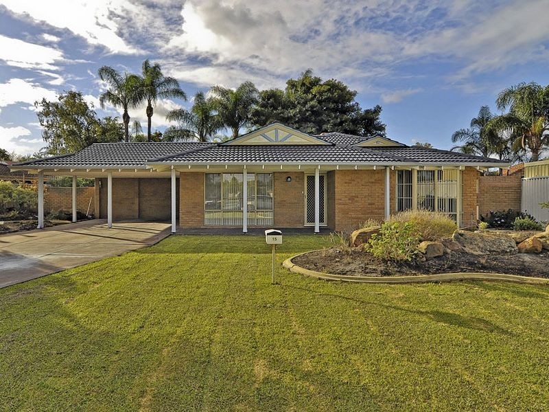 15 Earnshaw Loop, Leeming WA 6149