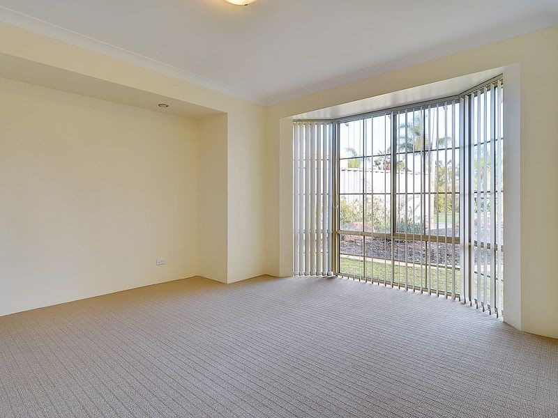 15 Earnshaw Loop, Leeming WA 6149