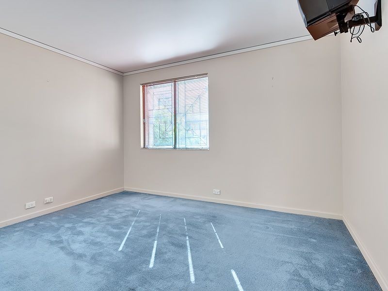 4/3 Darley Street, South Perth WA 6151