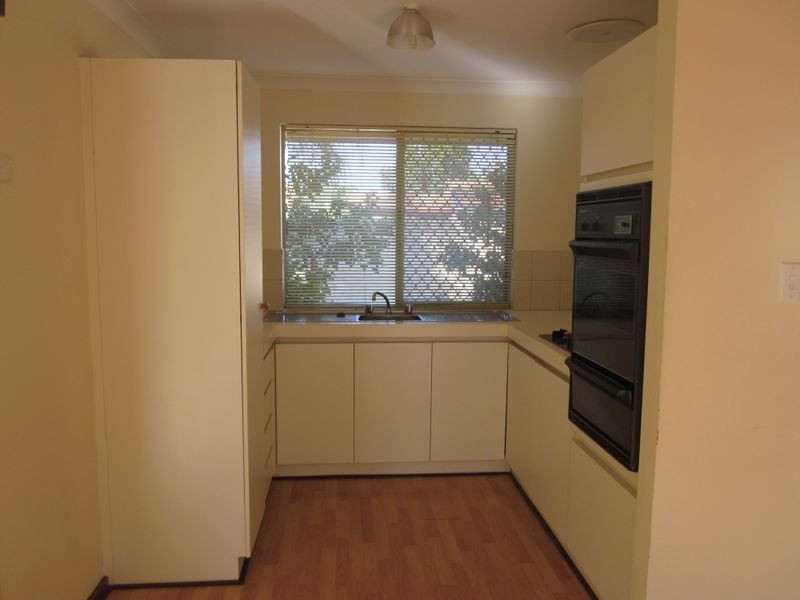 7/28 Collinson Way, Leeming WA 6149