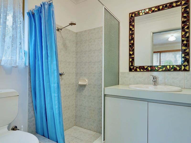 9 Brooke Gardens, Bateman WA 6150