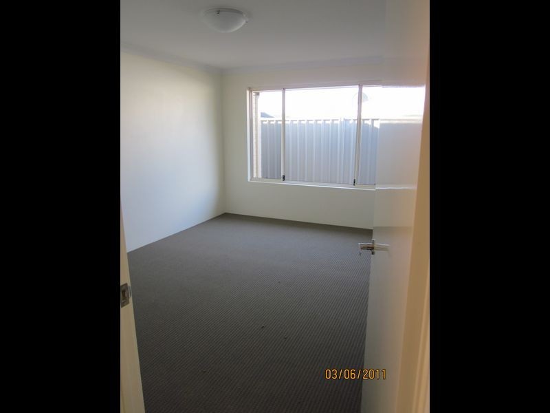 2 Westport Link, Leda WA 6170