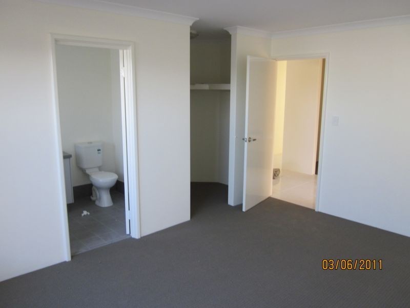 2 Westport Link, Leda WA 6170