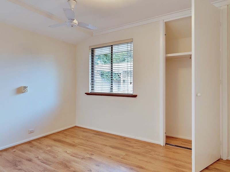 10 Irwin Street, Leeming WA 6149