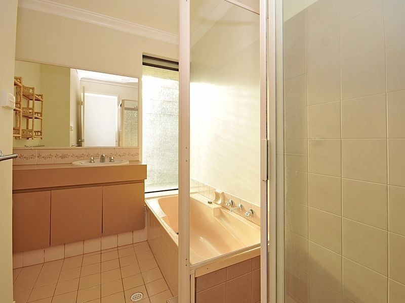 16 Jefferies Way, Leeming WA 6149