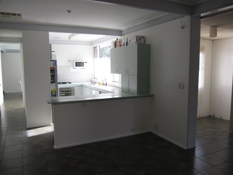 6 Zinnia Way, Willetton WA 6155