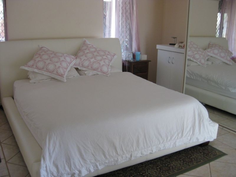 8 Dain Court, Leeming WA 6149