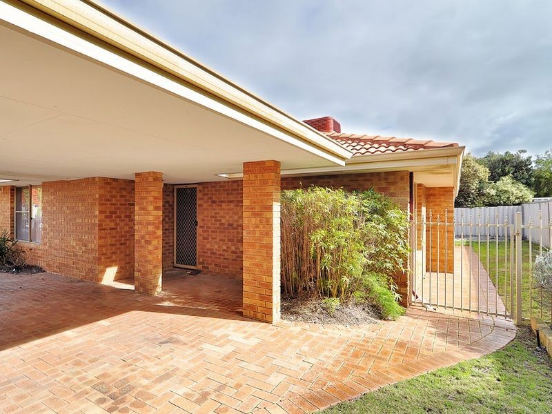 27 Burdett Retreat, Murdoch WA 6150