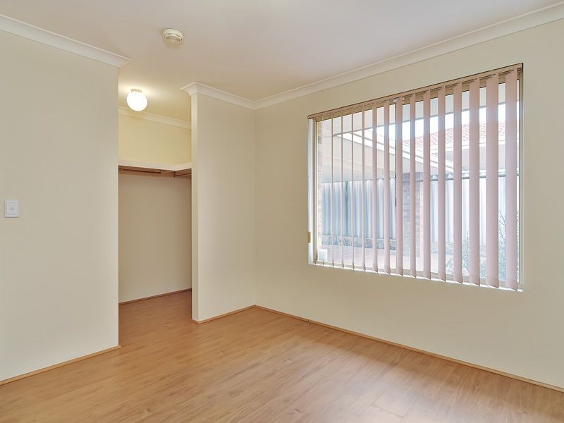 27 Burdett Retreat, Murdoch WA 6150