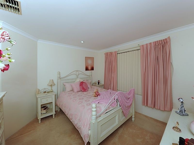 75 Sylvan Crescent, Leeming WA 6149