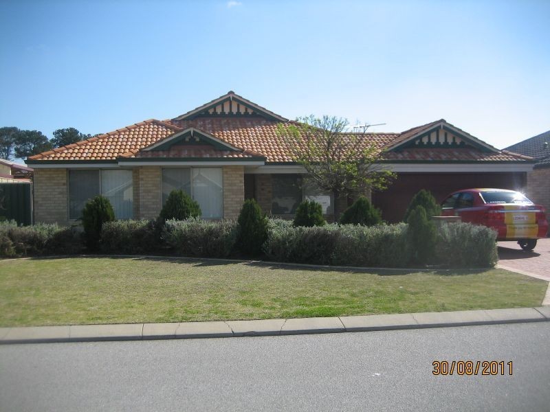 9 Windchime Terrace, Atwell WA 6164