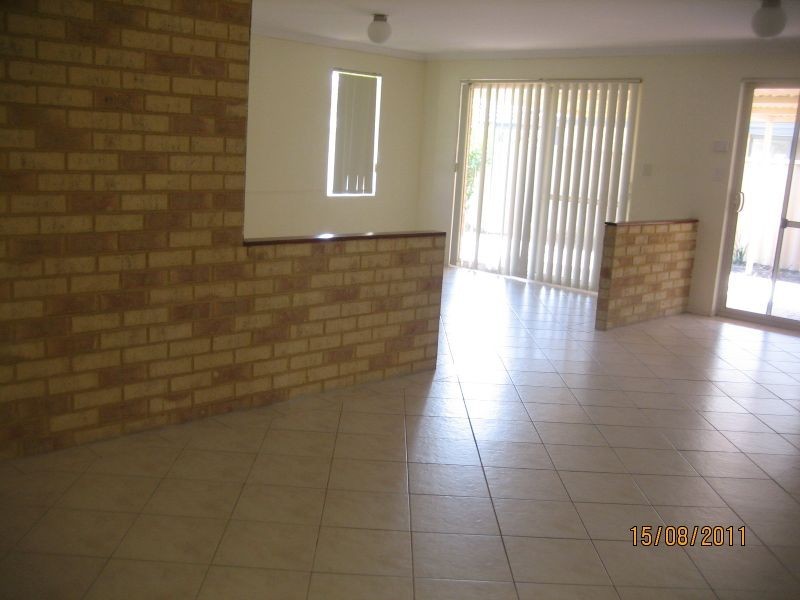 9 Windchime Terrace, Atwell WA 6164