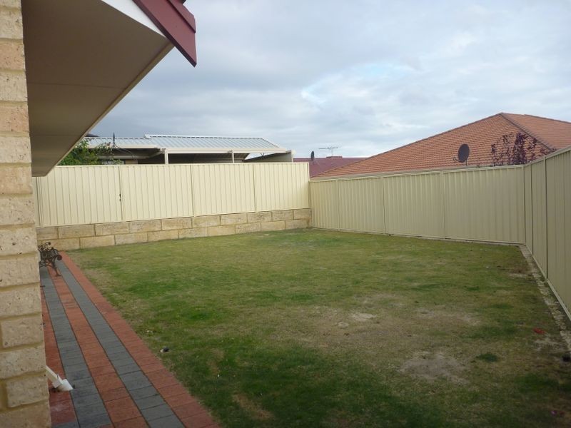 98 Shreeve Road, Canning Vale WA 6155