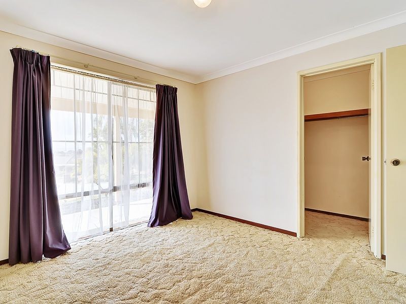 15 Hardwood Rise, Leeming WA 6149