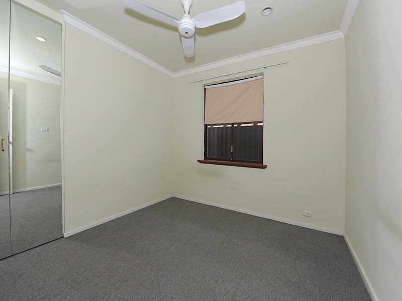 3 Findlay Road, Leeming WA 6149