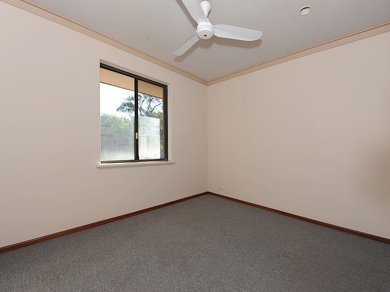 3 Findlay Road, Leeming WA 6149