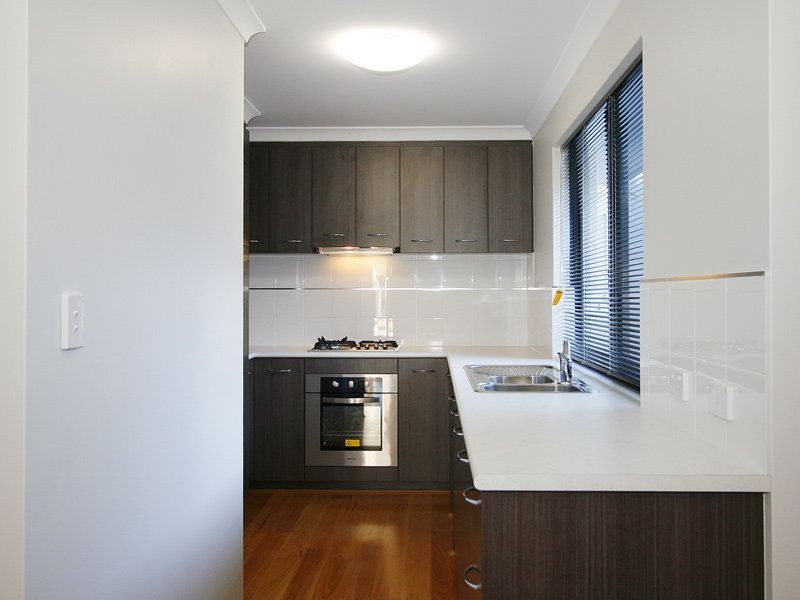 8 Salamanca Boulevard, Seville Grove WA 6112