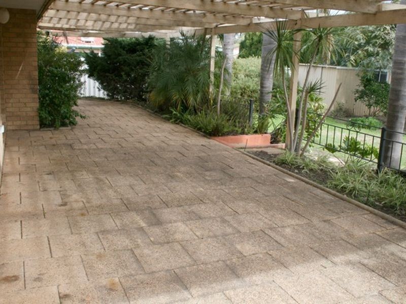 33 Hickson Avenue, Armadale WA 6112