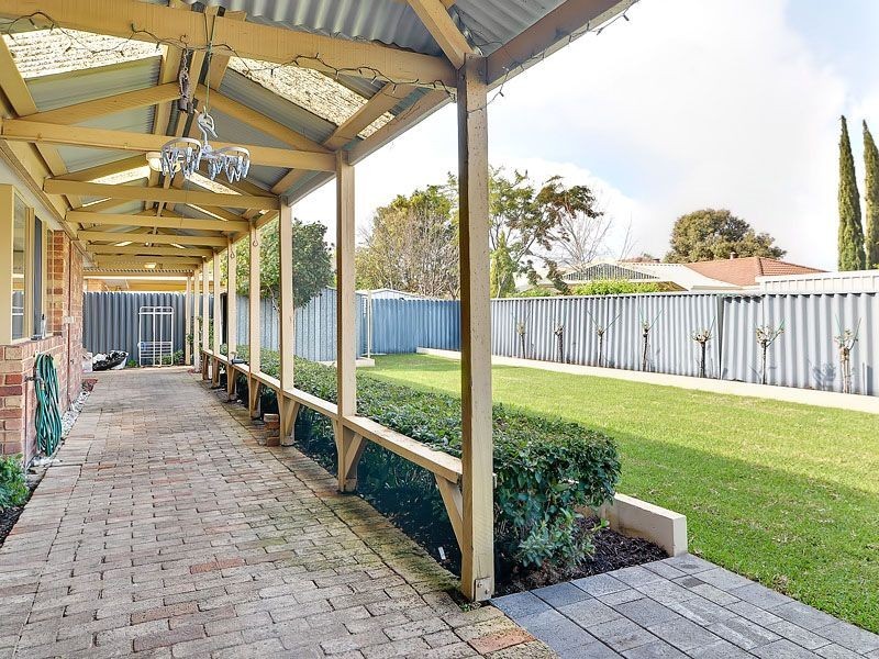 35 Envall Way, Leeming WA 6149