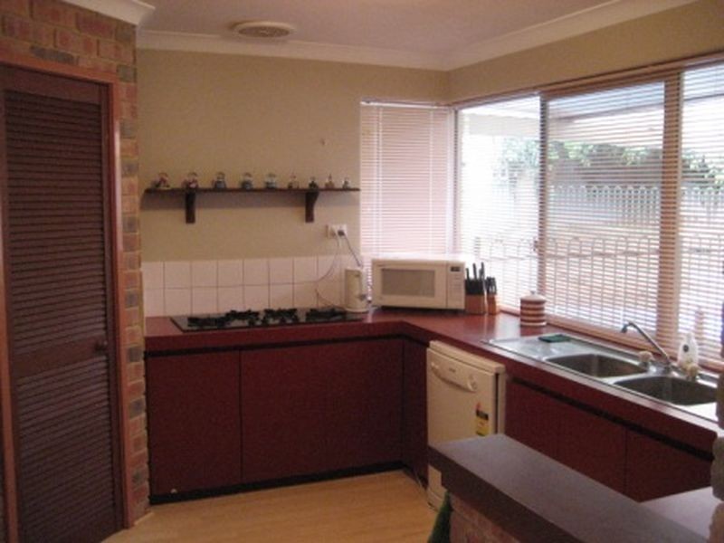 6 Adey Court, Leeming WA 6149