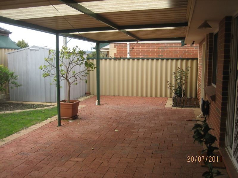 18/22 Swingler Way, Gosnells WA 6110