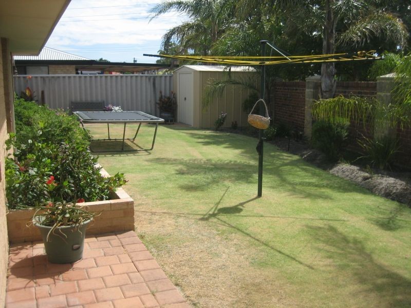 9 Ironwood Court, Thornlie WA 6108