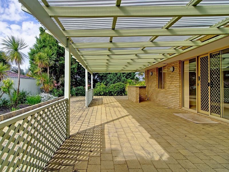 94 Sylvan Crescent, Leeming WA 6149