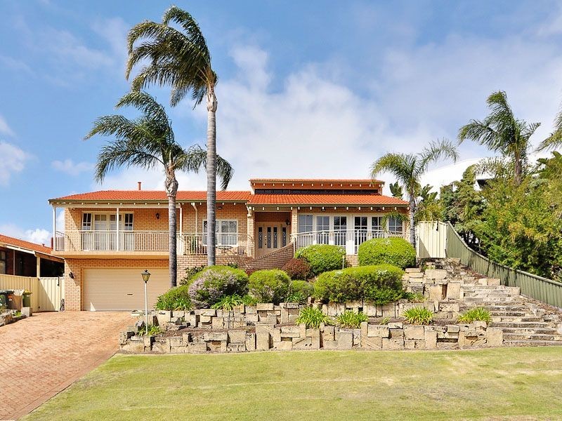 11 Timbrell Way, Leeming WA 6149