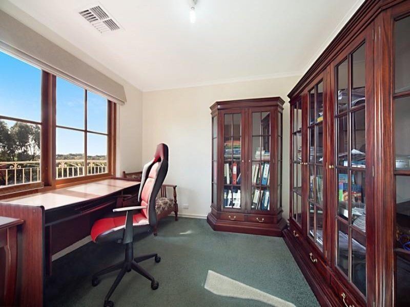 11 Timbrell Way, Leeming WA 6149