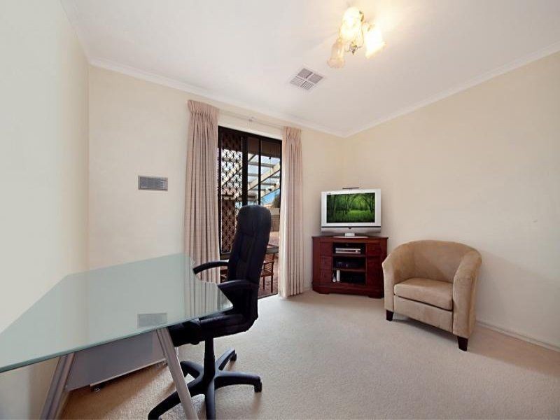 11 Timbrell Way, Leeming WA 6149