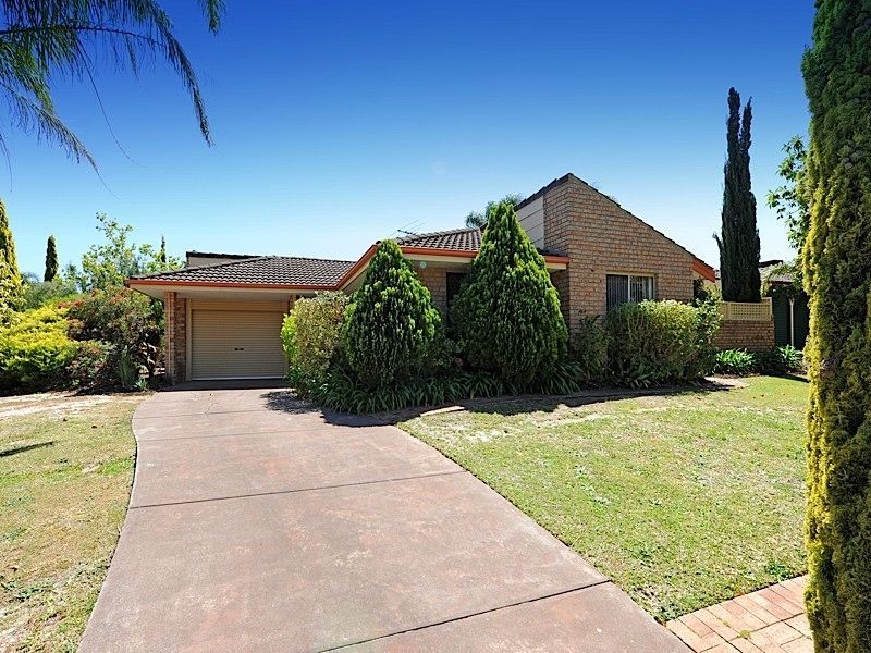 15 Aulberry Parade, Leeming WA 6149