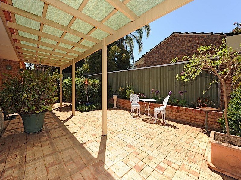 15 Aulberry Parade, Leeming WA 6149