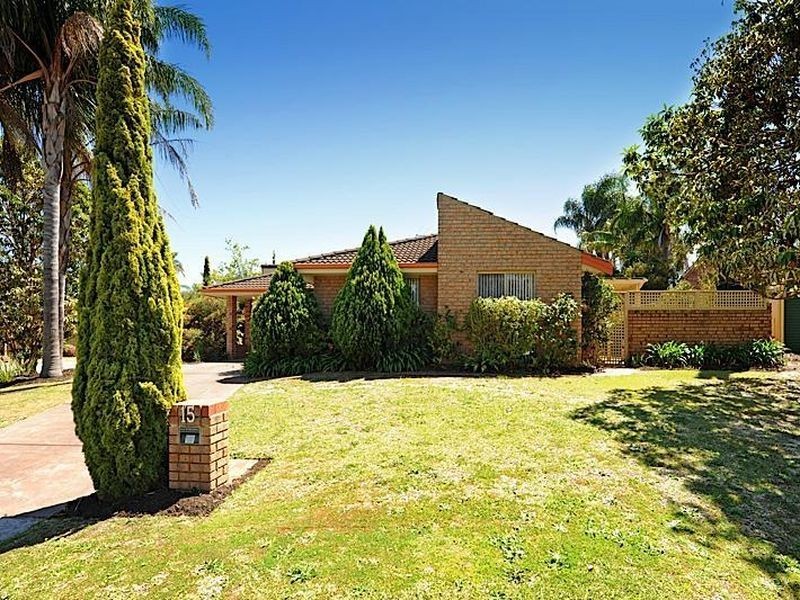 15 Aulberry Parade, Leeming WA 6149