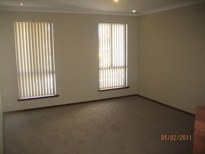 3 Hewison Street, Leeming WA 6149